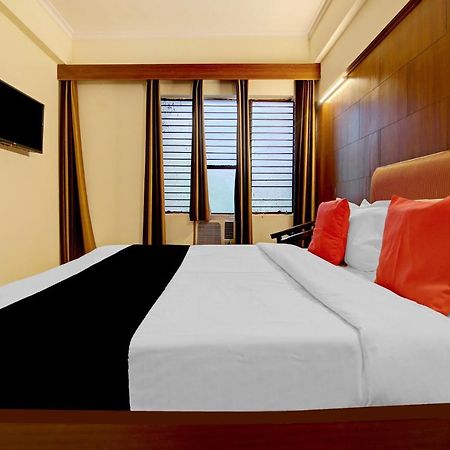 אגרה Capital O 31045 The Taj Residency- A Heritage Hotel מראה חיצוני תמונה