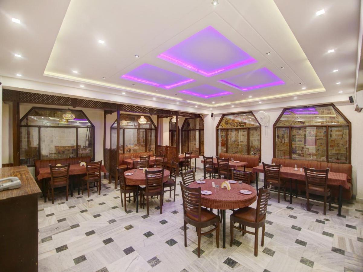 אגרה Capital O 31045 The Taj Residency- A Heritage Hotel מראה חיצוני תמונה