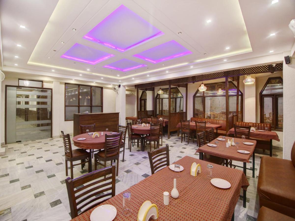 אגרה Capital O 31045 The Taj Residency- A Heritage Hotel מראה חיצוני תמונה