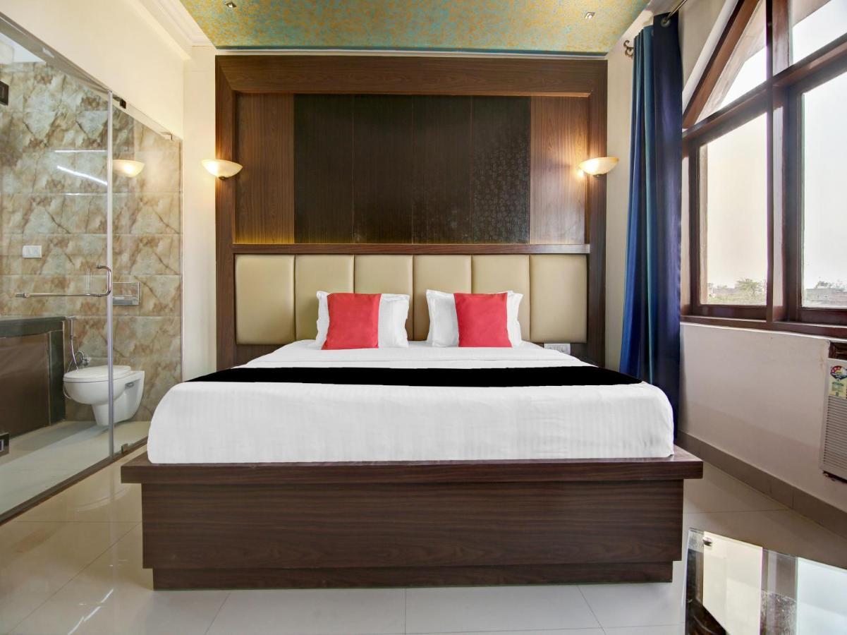 אגרה Capital O 31045 The Taj Residency- A Heritage Hotel מראה חיצוני תמונה