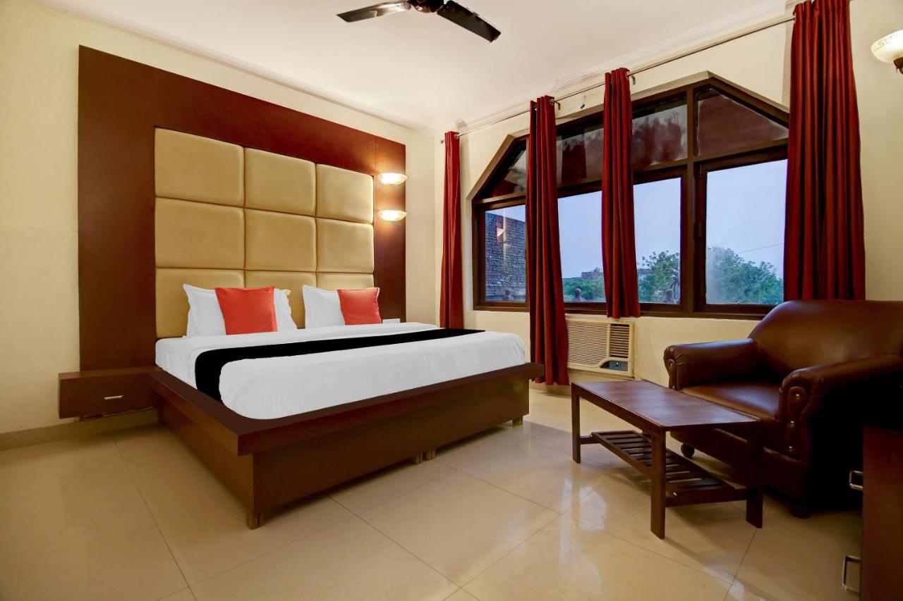 אגרה Capital O 31045 The Taj Residency- A Heritage Hotel מראה חיצוני תמונה