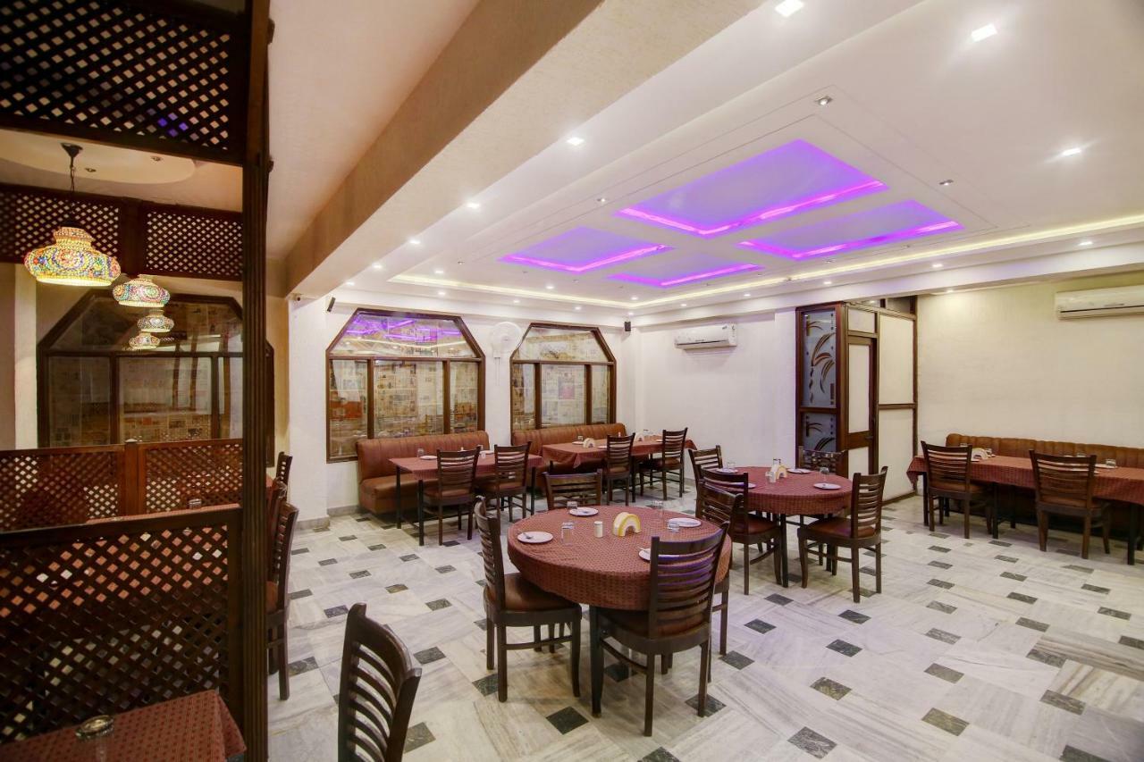 אגרה Capital O 31045 The Taj Residency- A Heritage Hotel מראה חיצוני תמונה